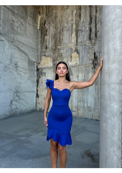 Tek Kol Eteği Fırfırlı Scuba Elbise 581785 Saks fiyatları