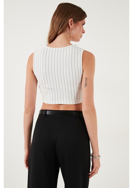 Slim Fit Kalp Yaka Düğmeli Kalın Askılı Crop Yelek Bayan Yelek 5865497