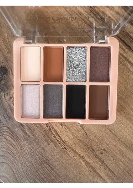 8'li Göz Farı Mat ve Işıktılı Seçeneği ve Glitter Mevcut