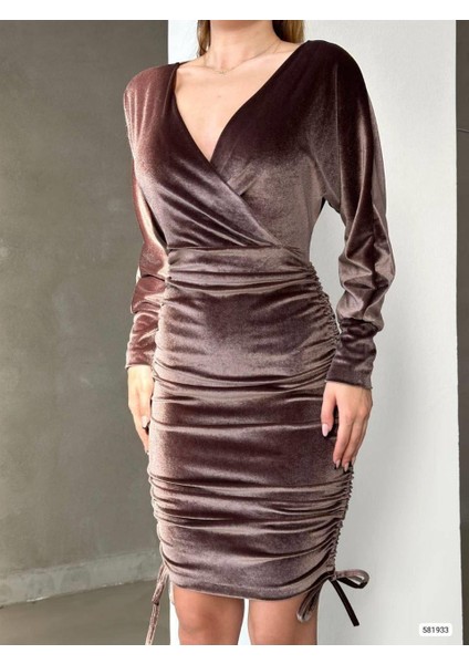 Drapeli Kruvaze Yaka Mini Boy Kadife Kumaş Abiye Elbise 581933 Kahve fırsatları