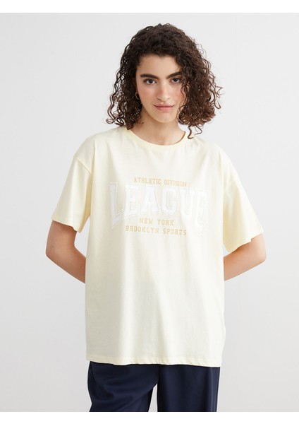 Yeni Sezon Bisiklet Yaka Brooklyn Baskılı Kadın Tişört