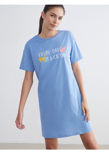 Yeni Sezon Bisiklet Yaka Baskılı Kadın Gecelik