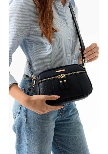 Kadın Çapraz Askılı 4 Bölmeli Omuz Çantası modelleri