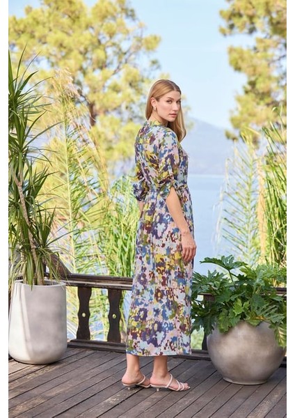 Monamise Desenli ve Yırtmaçlı Önü Düğmeli Gömlek Yaka Elbise fiyatları