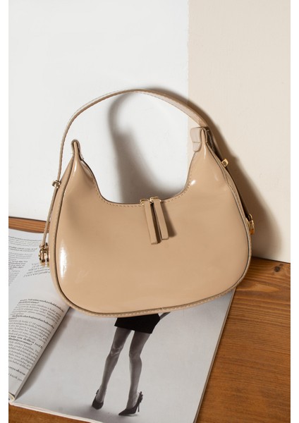 Rugan Özel Gold Metal Kilit Sistemli Askı Boyu Ayarlanabilir Kadın Omuz Çantası