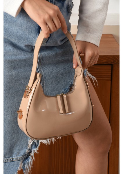 Rugan Özel Gold Metal Kilit Sistemli Askı Boyu Ayarlanabilir Kadın Omuz Çantası