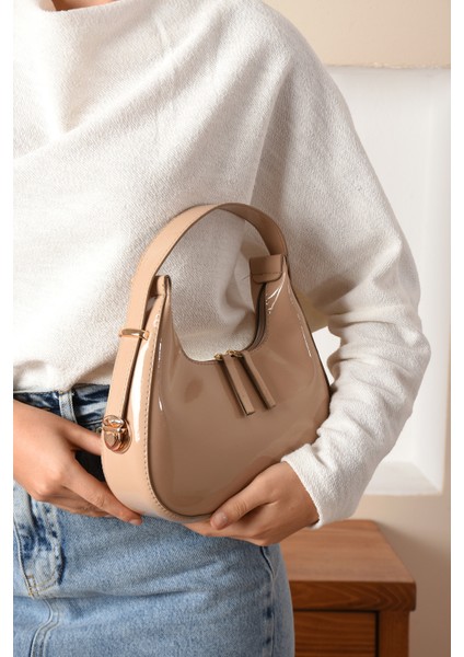 Rugan Özel Gold Metal Kilit Sistemli Askı Boyu Ayarlanabilir Kadın Omuz Çantası