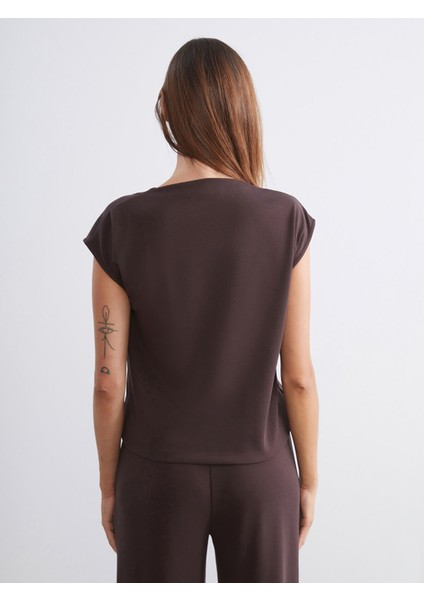 Yeni Sezon Dökümlü Yaka Bluz fırsatları