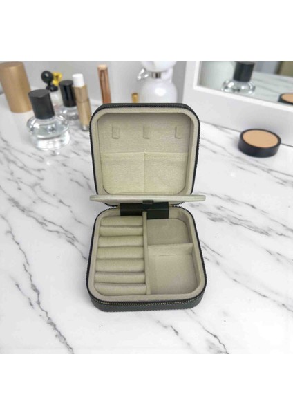 Orta Boy ( 15×15) Düzenleyici Takı Saklama Kutusu Seyehat Mücevher Çantasi Deri Ahşap Kasa fiyatları