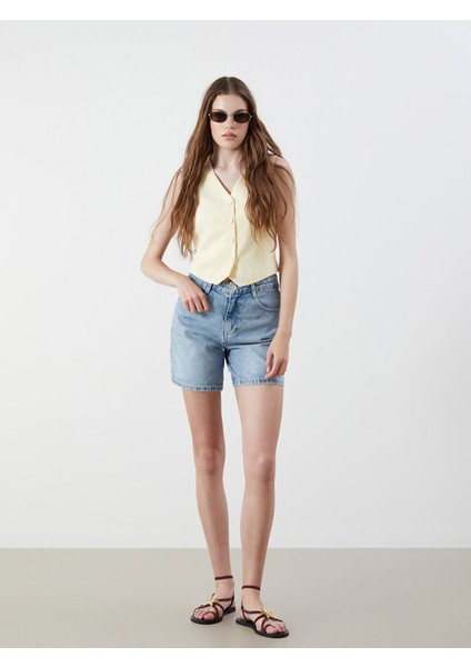 Yeni Sezon Mom Fit Kadın Jean Şort