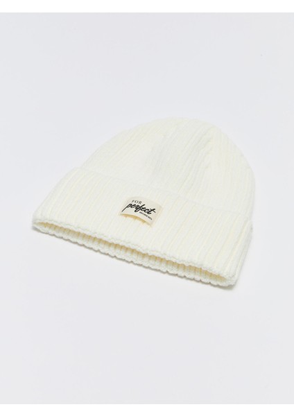 Yeni Sezon Etiket Detaylı Kadın Triko Bere indirimleri