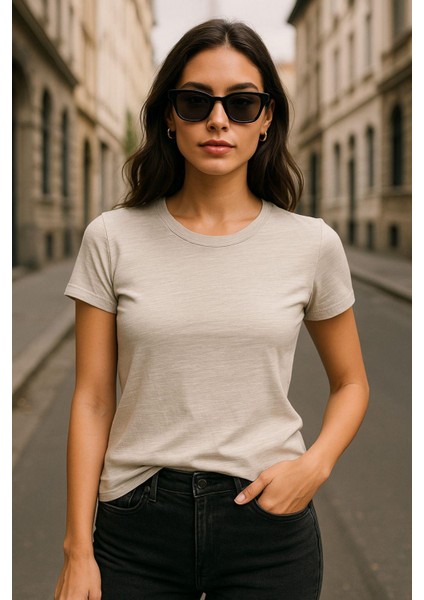 Kadın %100 Organik Pamuklu Relaxed Yıkamalı T-Shirt Bisiklet Yaka Kısa Kollu Kadın Basic Tişört fiyatları