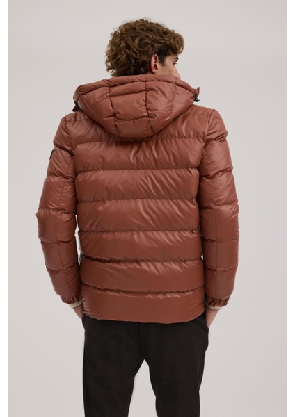 Taba Regular Fit Kapüşonlu Şişme Kışlık Mont fırsatları