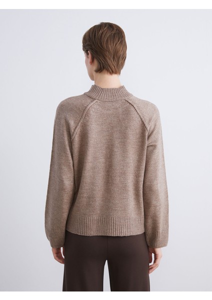 Yeni Sezon Yarım Balıkçı Yaka Kadın Triko Kazak fırsatları