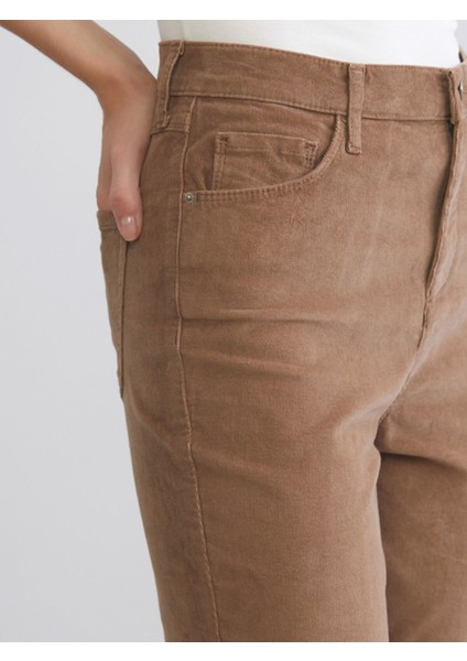 Yeni Sezon Dar Fit Kadife Kadın Pantolon modelleri