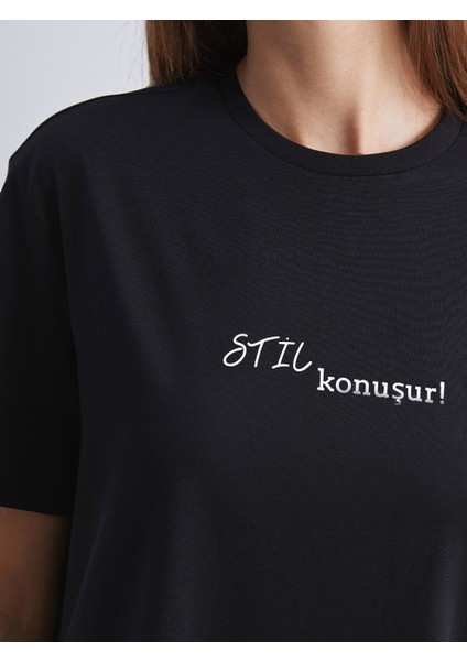 Yeni Sezon Bisiklet Yaka Slogan Baskılı Oversize Kadın Tişört modelleri