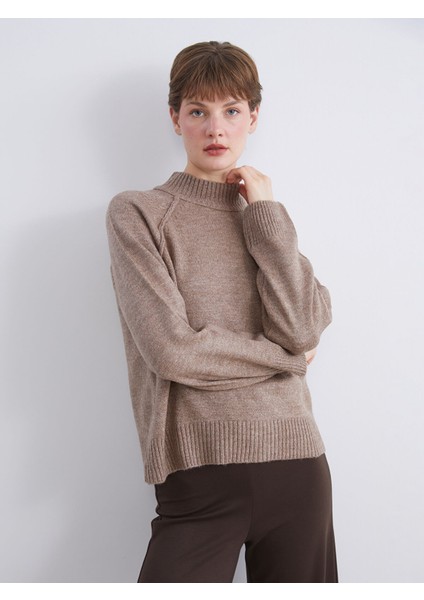 Yeni Sezon Yarım Balıkçı Yaka Kadın Triko Kazak