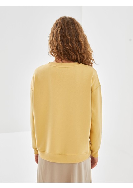 Yeni Sezon Bisiklet Yaka Nakışlı Kadın Sweatshirt fırsatları