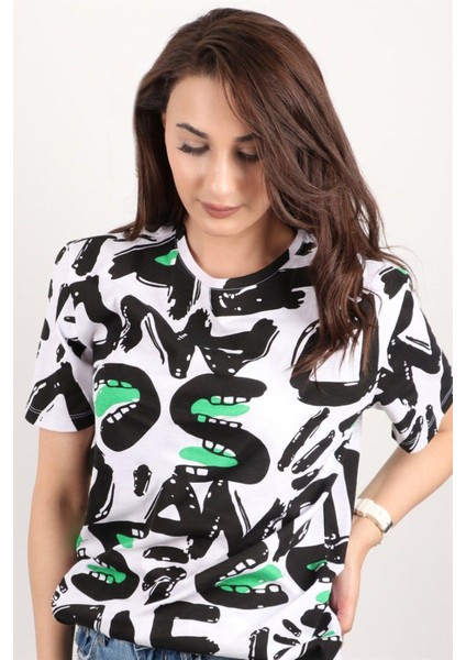 Kadın Baskılı Bisiklet Yaka Oversize T-Shirt fırsatları