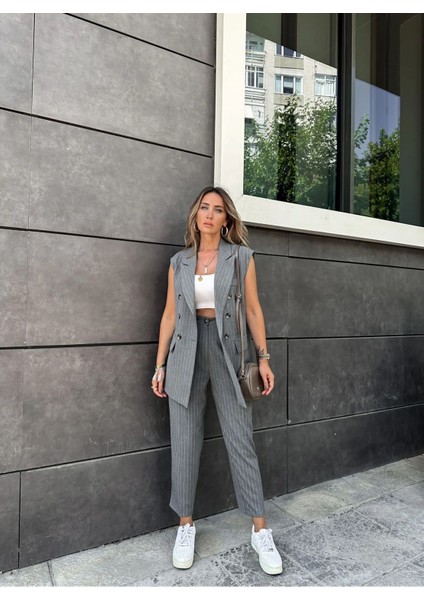 Ekru Renk Premium Boy Fit Kadın Pantolon Kolsuz Ceket Yelek Takımı Atlas Kumaş