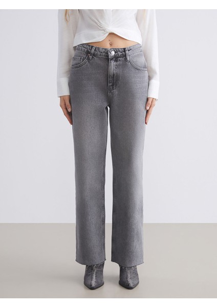 Yeni Sezon Straight Fit Kadın Jean Pantolon fiyatları