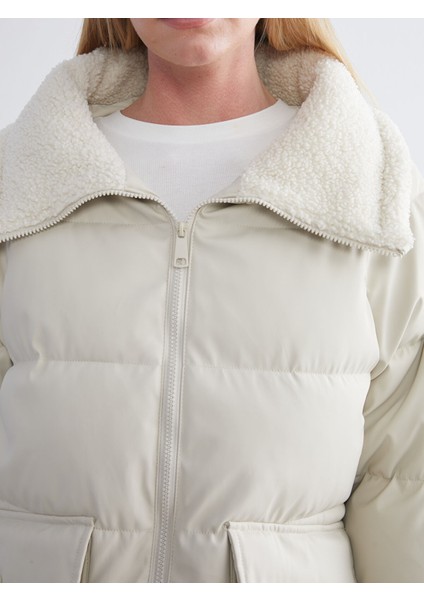 Yeni Sezon Dik Yaka Oversize Kadın Şişme Mont fırsatları