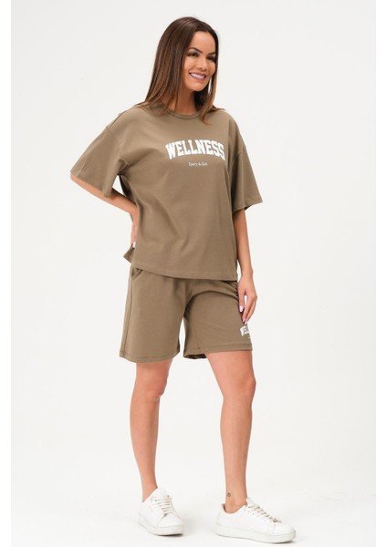 Kadın Şortlu Takım Alt Üst Kısa Kollu Tenis Takımı indirimleri