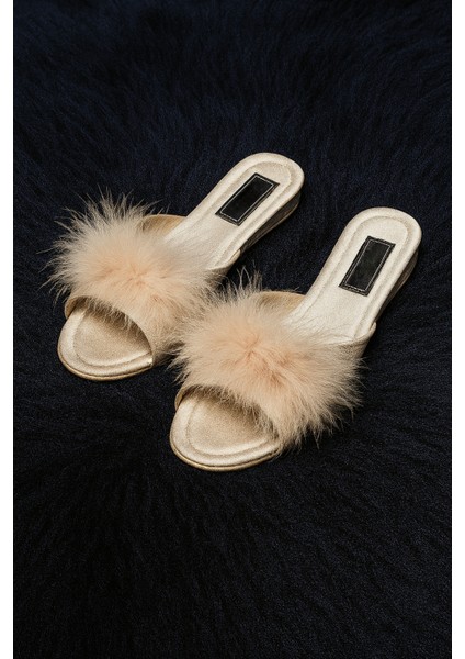 Kadın Giyim Tüy Detaylı Çeyizlik - Hediyelik Terlik LL.GC180.001