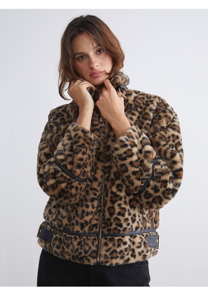Yeni Sezon Dik Yaka Leopar Desenli Kadın Mont