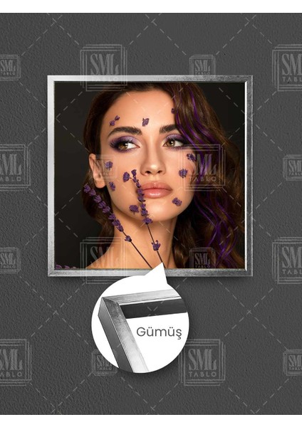 Mor Makyajlı Kadın ve Kuru Lavantalar Make Up Güzellik Salonu Çerçeveli Kare Kanvas Tablo