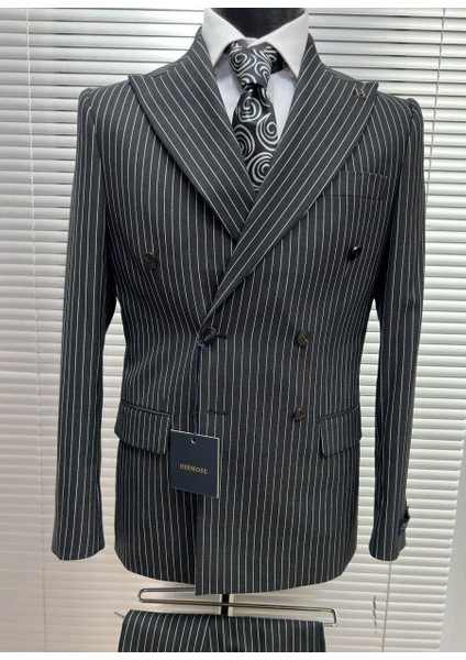 Modern Fit Kruvaze Çizgili Takım Elbise fırsatları