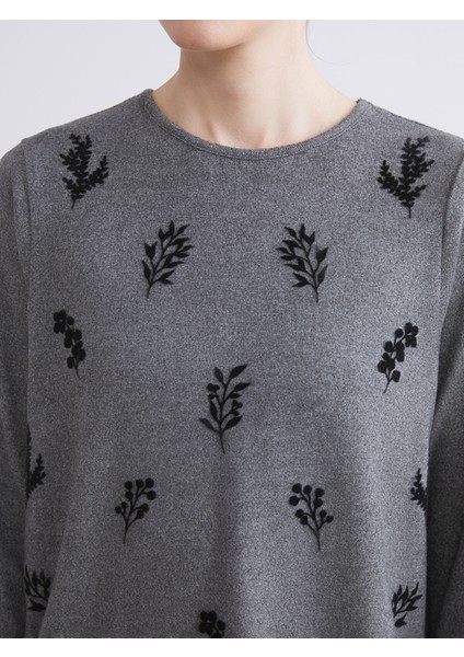 Yeni Sezon Bisiklet Yaka Desenli Kadın Tişört modelleri