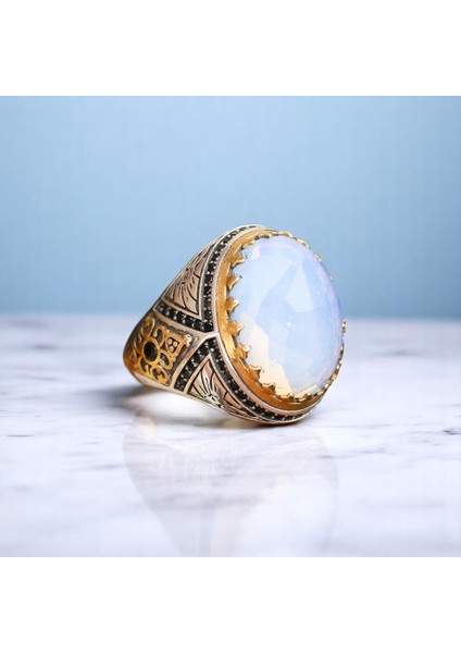 Opal Taşlı Gümüş Yüzük