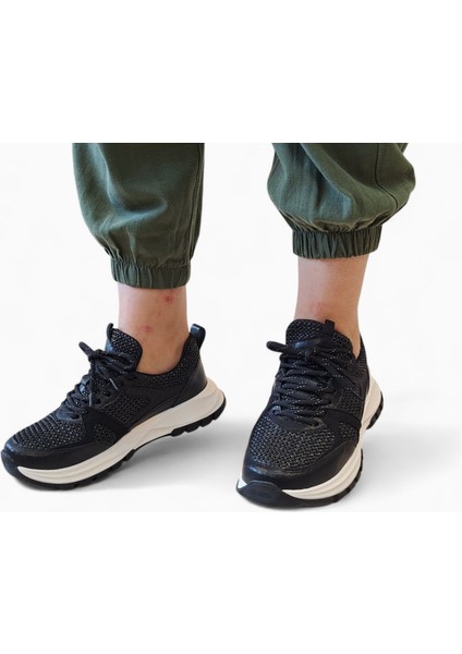 B260914 Tüvit Kumaş Detaylı Siyah Kadın Sneaker Ayakkabı indirimleri