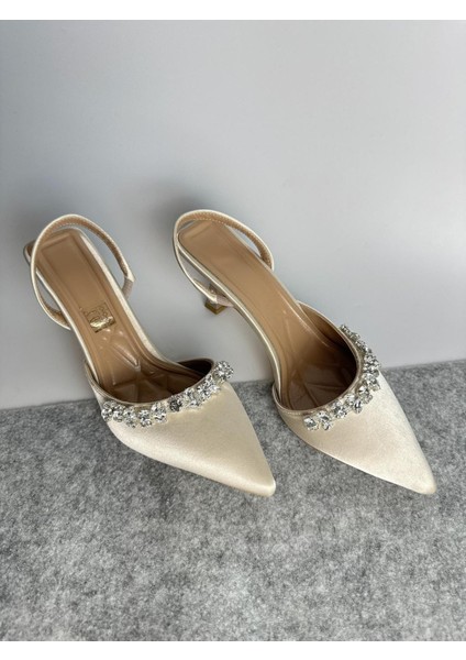 Saten Taşlı 6 cm Topuklu Ayakkabı 0560 fırsatları