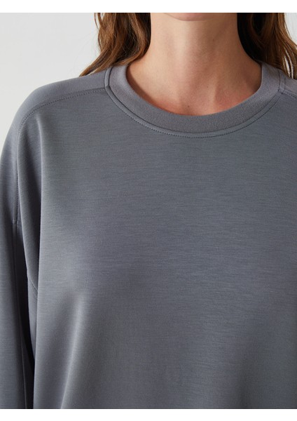 Yeni Sezon Bisiklet Yaka Oversize Kadın Pijama Üstü fırsatları