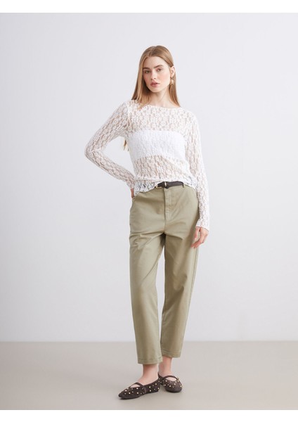 Yeni Sezon Kayık Yaka Dantelli Bluz fiyatları