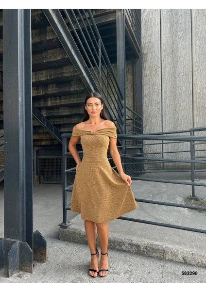 Flowers Kumaş Madonna Yaka Kloş Elbise Gold 583298