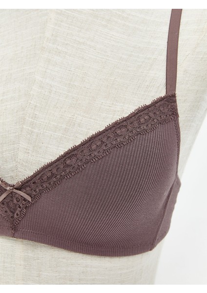 Yeni Sezon Balensiz Dolgusuz Dantel Detaylı Üçgen Sütyen modelleri