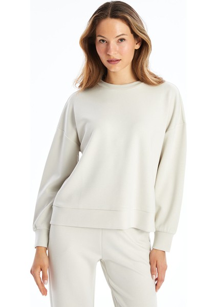 Yeni Sezon Bisiklet Yaka Düz Oversize Kadın Sweatshirt