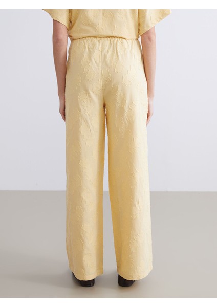 Yeni Sezon Beli Lastikli Desenli Geniş Paça Kadın Pantolon fırsatları