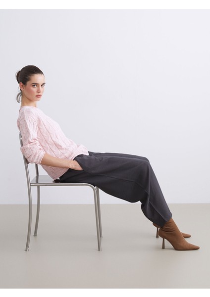 Yeni Sezon Kayık Yaka Kendinden Desenli Kadın Triko Kazak