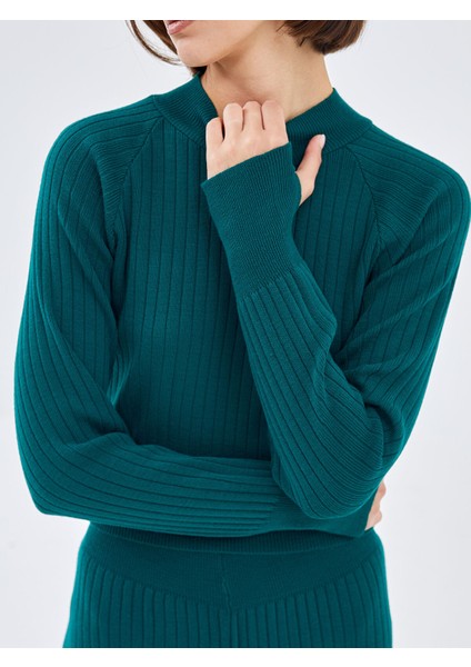 Yeni Sezon Yarım Balıkçı Yaka Dokulu Kadın Triko Kazak modelleri