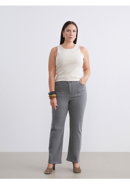 Yeni Sezon Büyük Beden Straight Fit Kadın Jean Pantolon