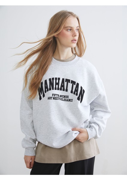 Yeni Sezon Manhattan Nakışlı Oversize Kadın Kalın Sweatshirt