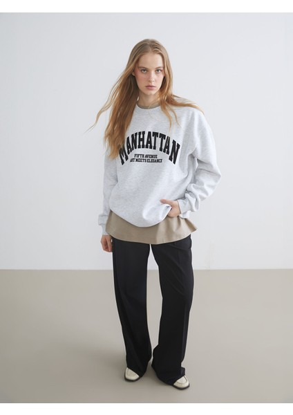 Yeni Sezon Manhattan Nakışlı Oversize Kadın Kalın Sweatshirt fiyatları