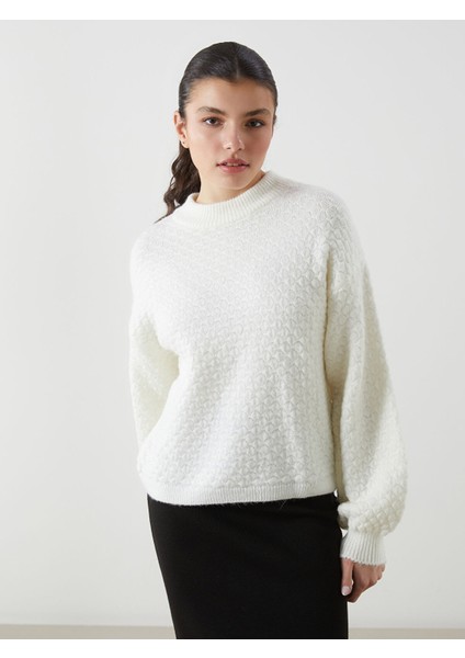 Yeni Sezon Bisiklet Yaka Kendinden Desenli Kadın Triko Kazak