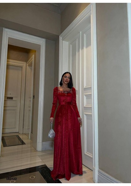 Esnek Simli Kadife Kare Yaka Taş ve Kemer Detaylı Abiye Elbise 583122 Kırmızı