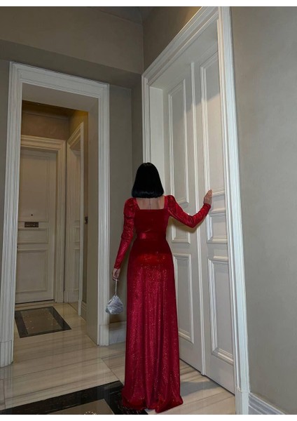 Esnek Simli Kadife Kare Yaka Taş ve Kemer Detaylı Abiye Elbise 583122 Kırmızı modelleri