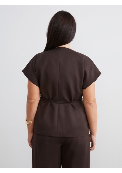 Yeni Sezon Büyük Beden Kruvaze Yaka Kuşaklı Bluz fırsatları